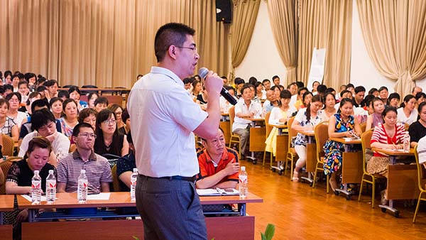 中國(guó)最早專(zhuān)業(yè)生產(chǎn)膠囊制劑企業(yè)|鹽酸二甲雙胍片 中國(guó)最早專(zhuān)業(yè)生產(chǎn)膠囊制劑企業(yè)|鹽酸二甲雙胍片